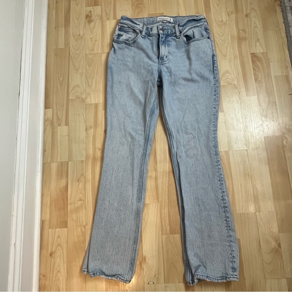 Abercrombie & Fitch Light Blue Straight High Rise Curve Love Jeans Size 0/25s